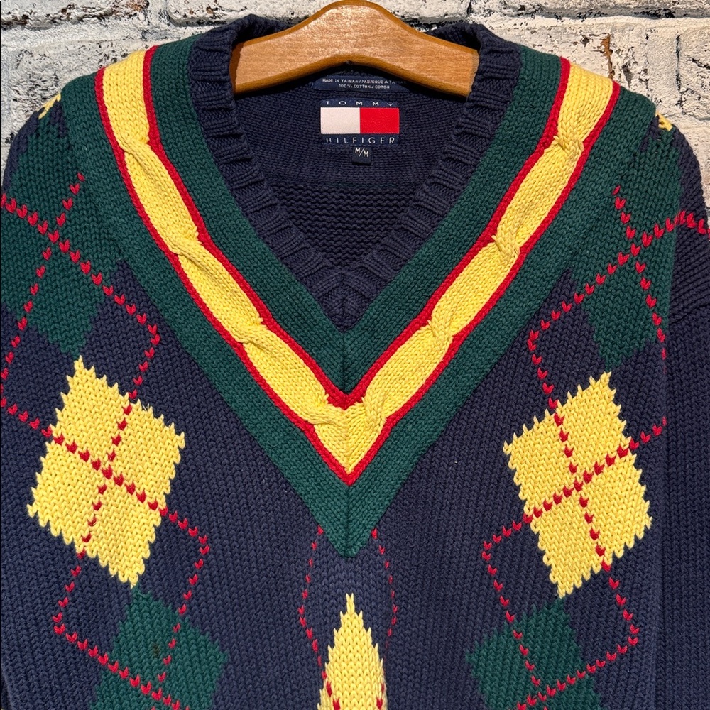 Vintage Tommy Hilfiger Navy Argyle V-Neck Sweater - Picture 3 of 6